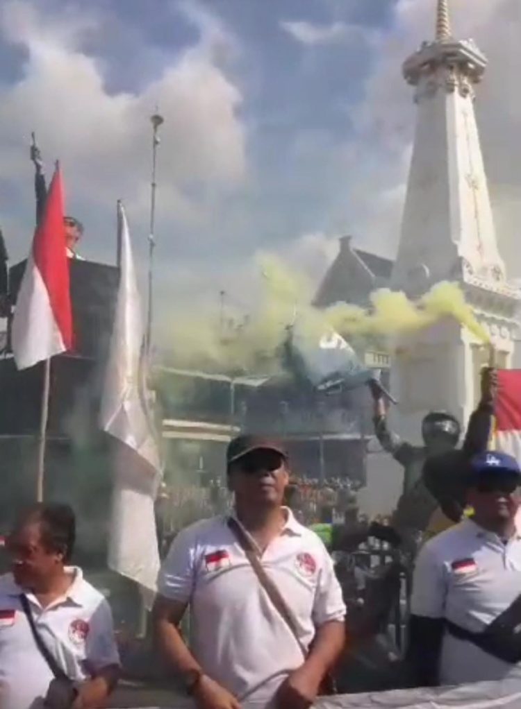 Kegaduhan di Akar Rumput: Merger Grab-Gojek dan Krisis Kepastian Bagi Driver