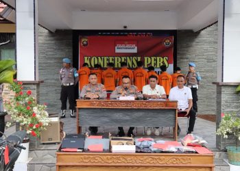 Konferensi Pers, Kapolres Melawi Ajak Rekan Media Jaga Melawi Kondusif