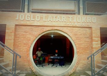 Merayakan Kehangatan dan Kesetaraan di Joglo Latar Tjokro