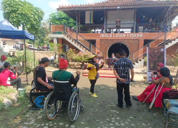 Membangun Sinergi Edu-Tourism di Joglo Latar Tjokro