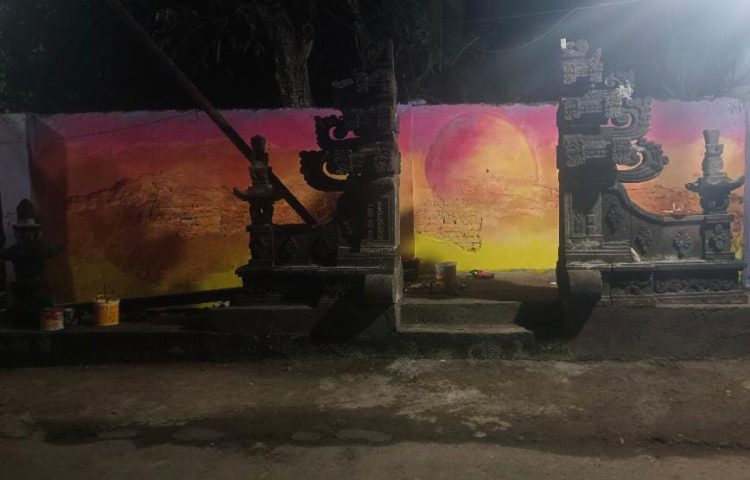 Proses Revitalisasi Gapura Bali di Ertepapat Dikebut Siang dan Malam