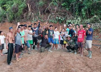 Jembatan Pertama di Pembukaan Jalan Antar Desa TMMD Kodim 1205/Sintang Rampung, Warga Sambut Gembira