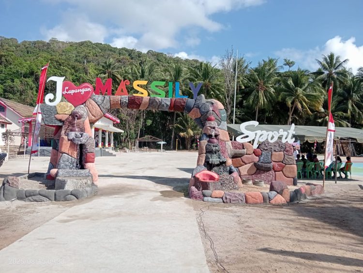 Lapangan Massily Sport Jadi Lokasi Upacara HUT ke-80 RI di Kecamatan Babar Timur