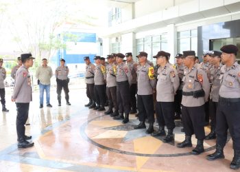 Polres Melawi Kerahkan Personel Pengamanan di Kantor Bupati Melawi