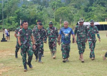 Kasiter Korem dan Dandim Sintang Siapkan Penutupan TMMD ke-125