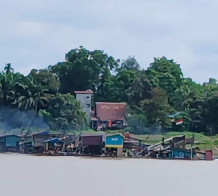 Aktivitas PETI di Daerah Aliran Sungai Kapuas Makin Tak Terkendali
