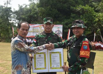 KASREM 121/ABW TUTUP TMMD REGULER KE-125 KODIM 1205/SINTANG DI DESA SUNGAI PENGGA