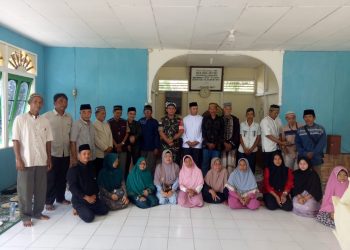 Pj. Danramil 16/Seberuang Hadiri Peringatan Maulid Nabi Muhammad SAW di Desa Sejiram