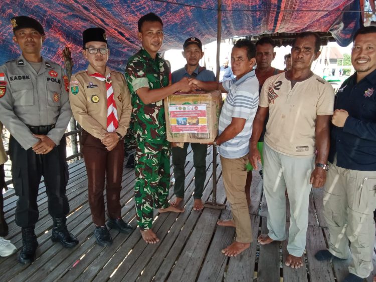 Forkopincam Jongkong Salurkan Bantuan untuk Korban Kebakaran di Dusun Pengembung