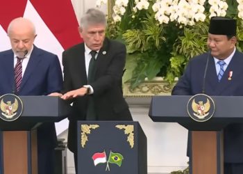 Prabowo Tetapkan Bahasa Portugis sebagai Bahasa Prioritas di Sekolah