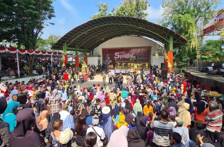 Harmoni Dalam Silaturahmi Grebeg Syawal di Bukit Sidoguro Krakitan Bayat