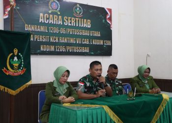 Kasdim 1206/Putussibau Pimpin Acara Sertijab Danramil 1206-06/Putussibau Utara