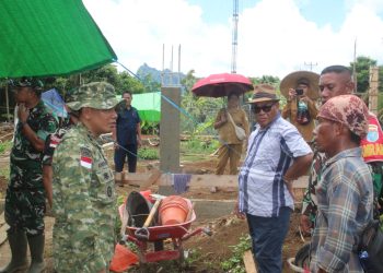 Dukung Percepatan KDKMP, Dandim 1206/Putussibau Tinjau Langsung Progres Pengerjaan di Lapangan
