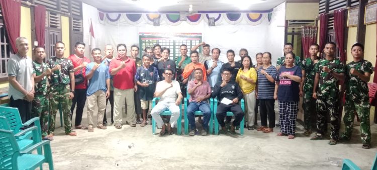 Pj. Danramil Embaloh Hilir Sosialisasikan Program TMMD ke 129 Kodim 1206/Putussibau Kepada Masyarakat Ulak Pauk