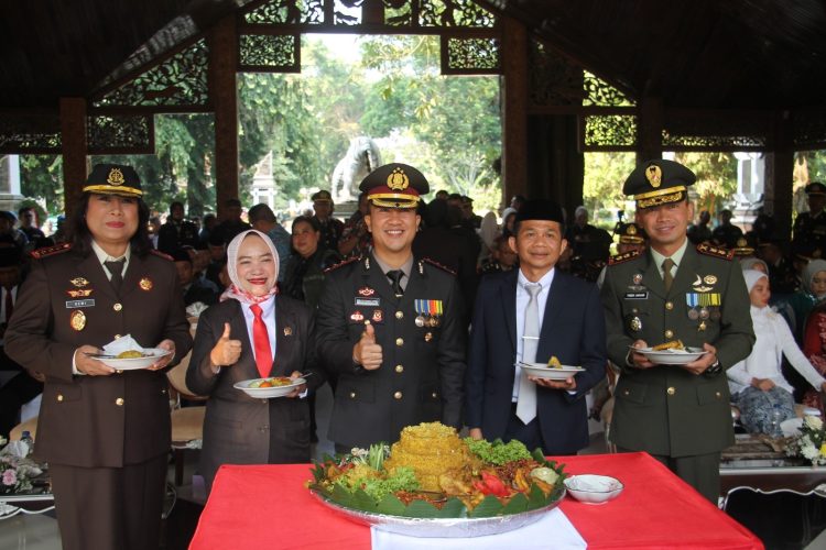 Forkopimda Purwakarta Kompak Beri Ucapan Selamat Hari Bhayangkara ke-80, Wujud Sinergi Untuk Keamanan Daerah