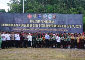 TMMD Reguler Perbatasan ke-129 Kodim 1206/Putussibau Resmi Dibuka, Sasar Pembangunan Infrastruktur Desa Ulak Pauk