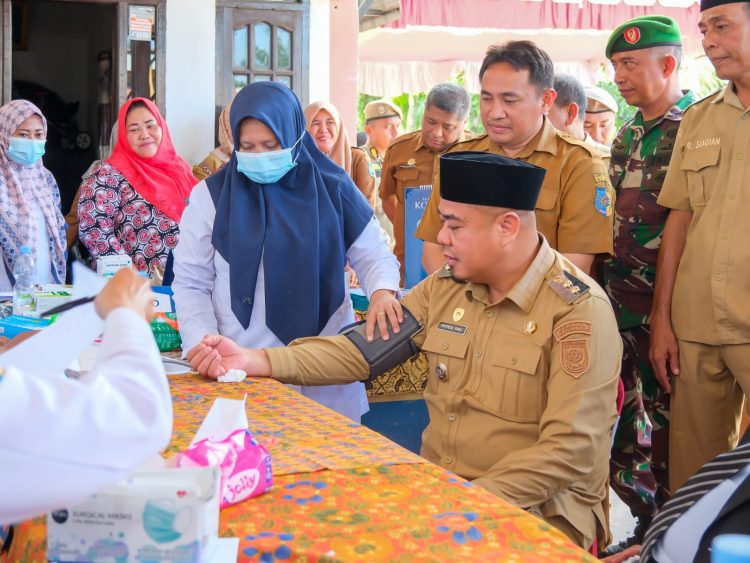 Wakil Bupati Syafrizal Tinjau Program BERLAYAR, Pastikan Pelayanan Publik Hadir Hingga ke Desa
