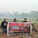 Api Kecil Bisa Jadi Bencana, Tim Penyuluh Mabes TNI Ajak Warga Tamao Stop Membakar Ladang