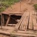Warga Setempat Keluhkan Jembatan Rusak, Akses Terhambat Pemerintah Diminta Tindak Cepat