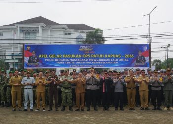 Dukung Kamseltibcarlantas, Pa Sandi Kodim 1206/Putussibau Hadiri Apel Gelar Pasukan Patuh Kapuas 2026