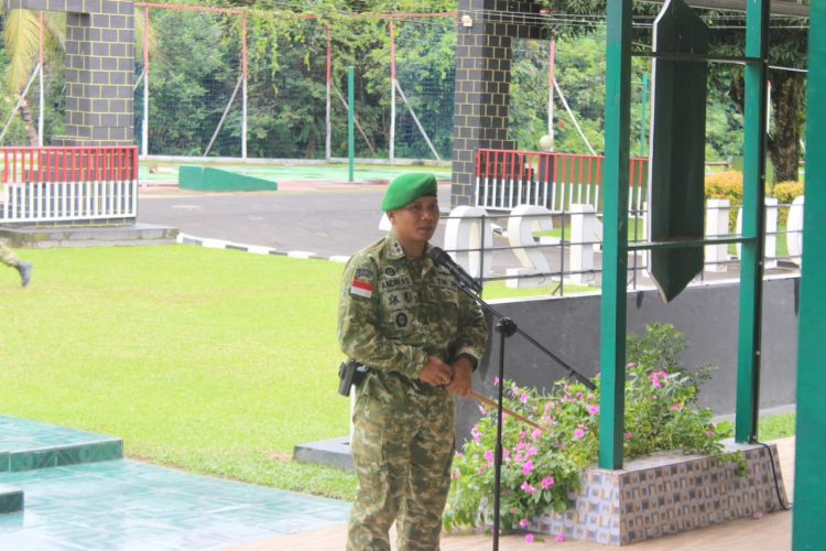 DANDIM TEKANKAN BABINSA GENCARKAN SOSIALISASI PENERIMAAN PRAJURIT TNI AD, PUTRA DAERAH DAYAK DIAJAK BERGABUNG!