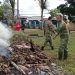 Jumat Bersih! TNI-Polri dan Forkopimcam Kompak Gotong Royong Bersihkan Terminal Umum Putussibau